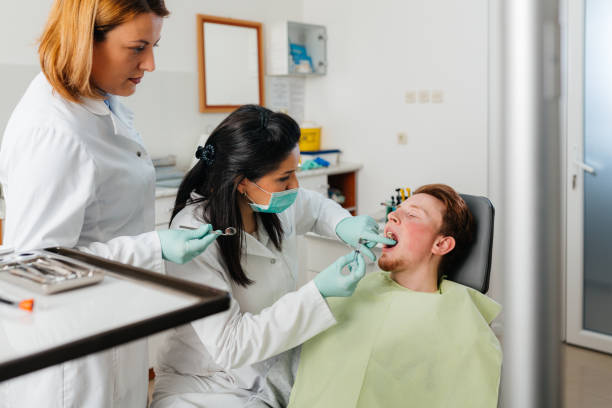 Best Broken Tooth Emergency  in Elmore, AL